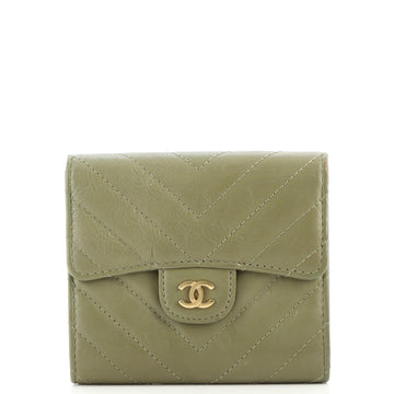 Chanel CC Compact Classic Flap Wallet Chevron Lambskin