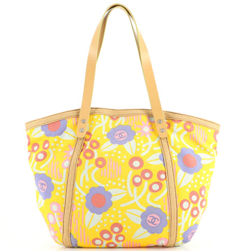 Chanel Vintage Floral Tote Printed Canvas with Raffia Medium