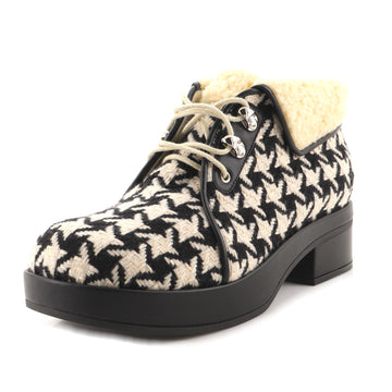 Gucci Women's Victor Ankle Boots Tweed with Shearling