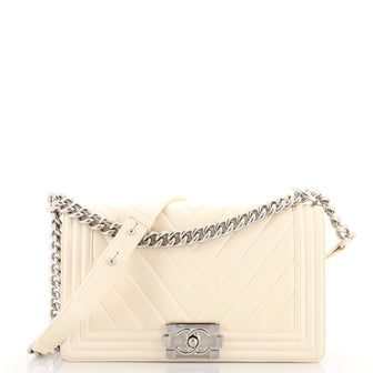 Chanel Boy Flap Bag Chevron Calfskin New Medium