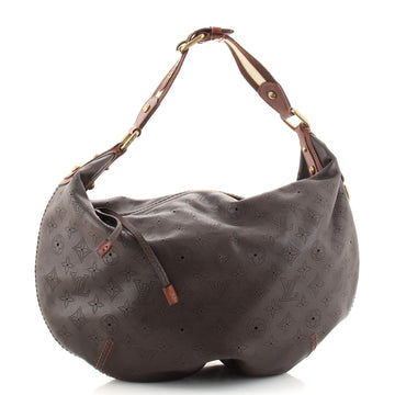 Louis Vuitton Onatah Hobo Mahina Leather GM