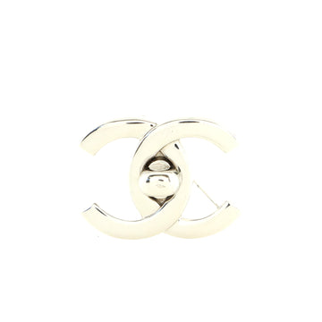 Chanel Vintage CC Turnlock Brooch Metal