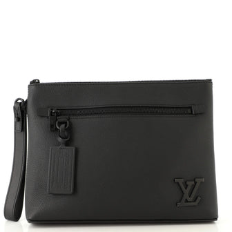 Louis Vuitton Aerogram iPad Pouch Leather Black 16951412