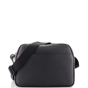 Louis Vuitton Reporter Bag Taiga Leather PM