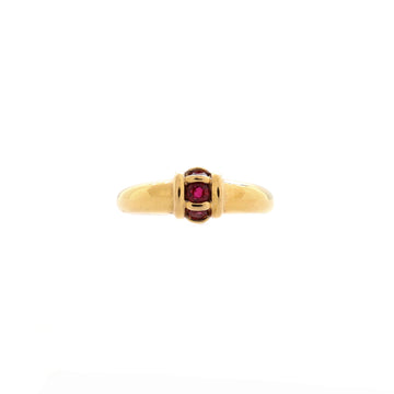 Van Cleef & Arpels Vintage 3 Stone Ring 18K Yellow Gold with Rubies