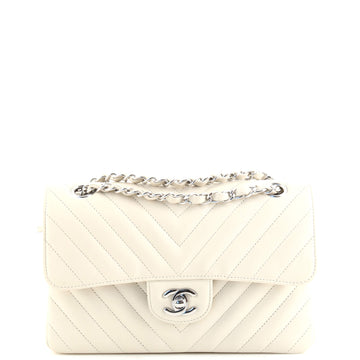 Chanel Classic Double Flap Bag Chevron Lambskin Small