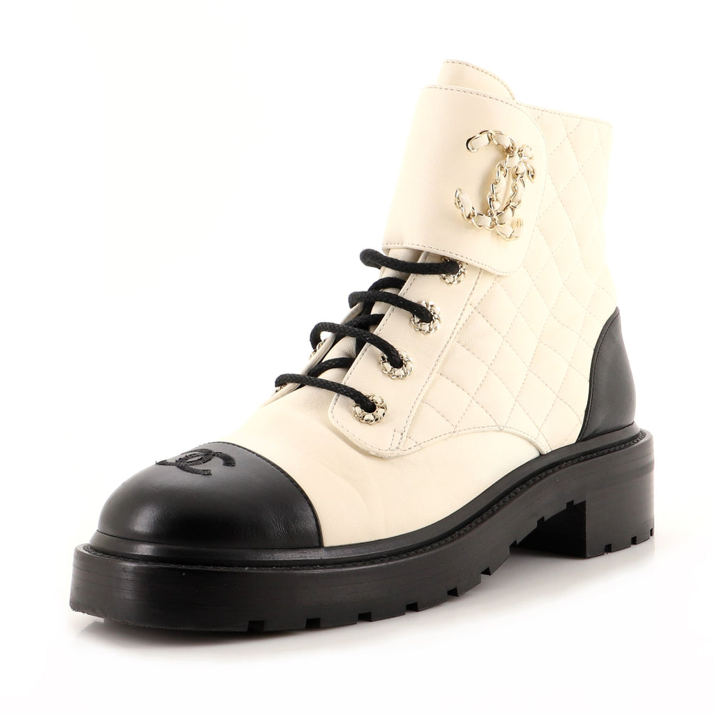 Chanel Women's Chain CC Cap Toe Lace Up Combat Boots Quilted Mixed  Materials White 1731081