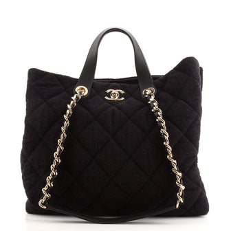 CHANEL, WHITE QUILTED TERRY CLOTH TOTE BAG