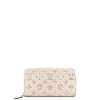 Louis Vuitton Zippy Wallet Mahina Leather