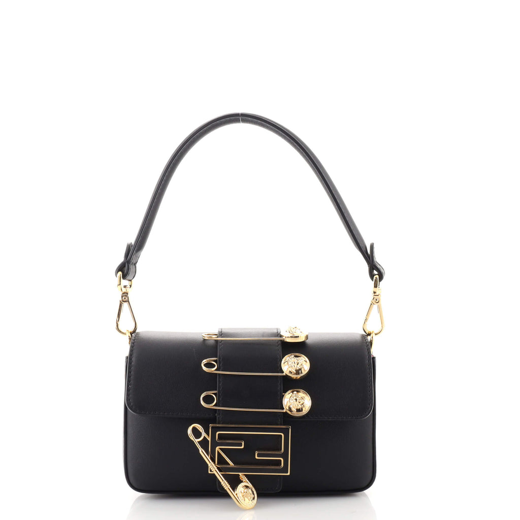 Fendi Baguette Bag In Calf Leather with Fendace Pin Brooches Black