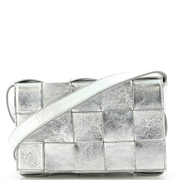 Bottega Veneta Cassette Crossbody Bag Maxi Intrecciato Grained Leather