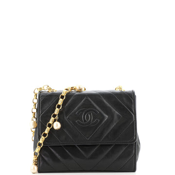 Chanel Vintage Diamond CC Pearl Flap Bag Quilted Leather Small