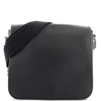 Louis Vuitton Andrei Messenger Bag Taiga Leather