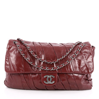 Chanel Twisted Flap Bag Glazed Calfskin Maxi Red 1786401