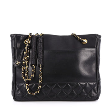Chanel Vintage Shopping Tote Lambskin Medium black