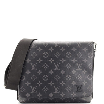 Louis Vuitton Pre-owned Monogram Eclipse District PM Messenger Bag - Black