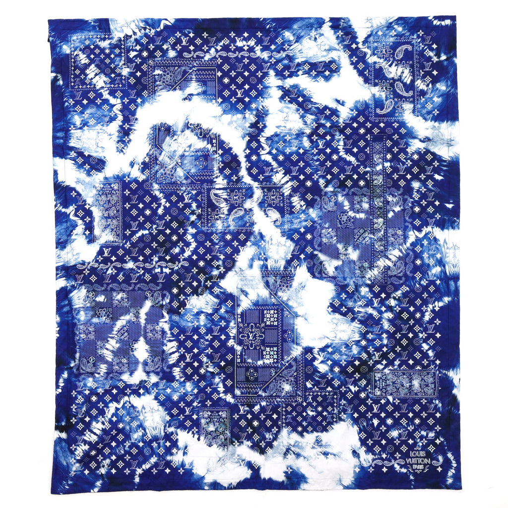 Louis Vuitton Monogram Bandana Beach Blanket & Holder In Blue