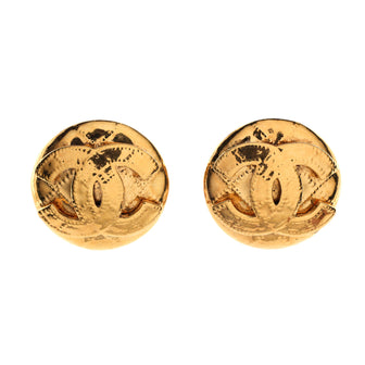 Chanel Vintage CC Quilted Round Button Clip-On Earrings Metal Medium