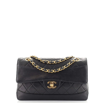 Chanel Vintage CC Chain Flap Bag Quilted Lambskin Medium