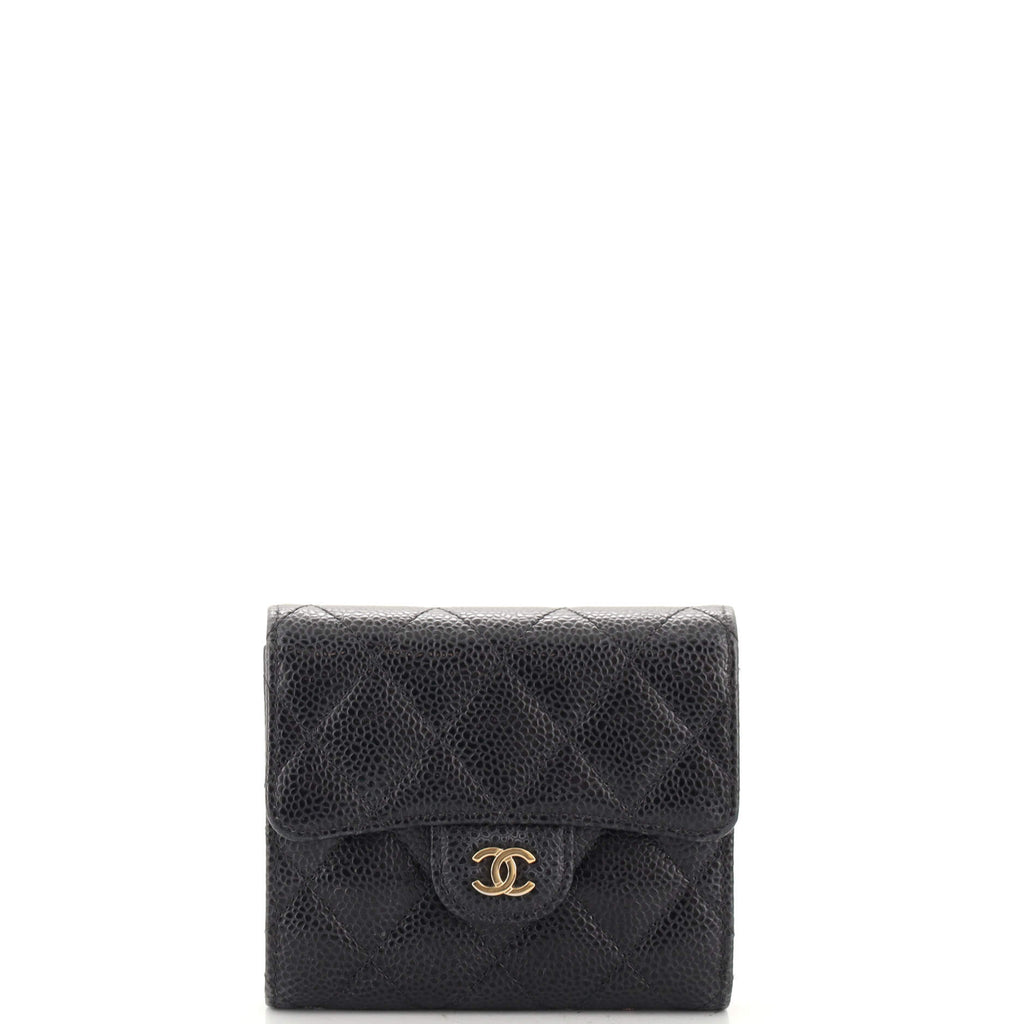 CHANEL Caviar Quilted Compact Flap Wallet Red 914015