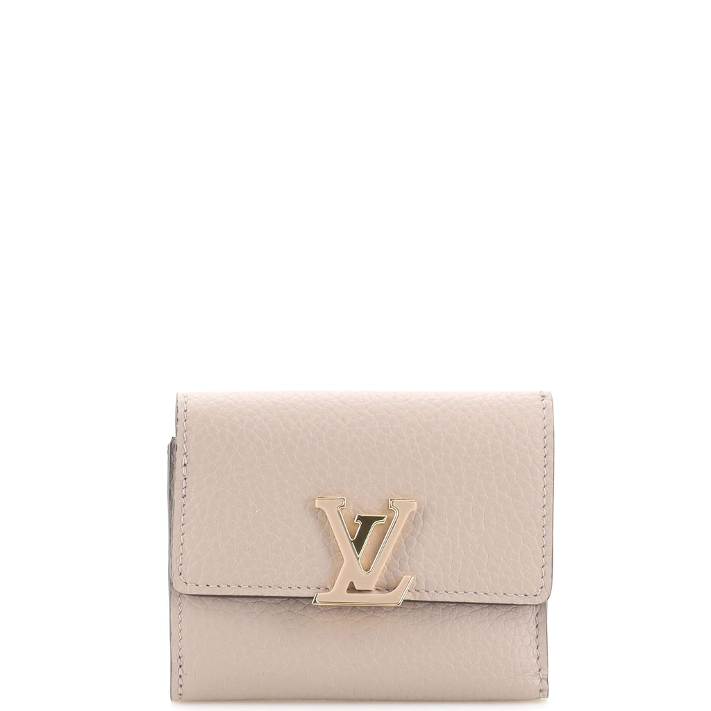 Louis Vuitton 2018 Taurillon Leather Capucines Wallet - Neutrals