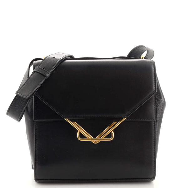 バッグ BOTTEGA VENETA Bottega Veneta Clip Flap Bag Leather 186918