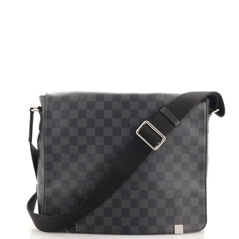 Louis Vuitton District NM Messenger Bag Damier Graphite MM