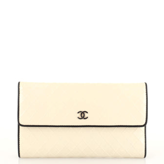 Chanel Trifold Wallet Stitched Caviar Long
