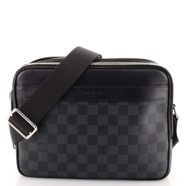 Louis Vuitton Damier Graphite Trocadero Messenger MM - Black Messenger Bags,  Bags - LOU807287
