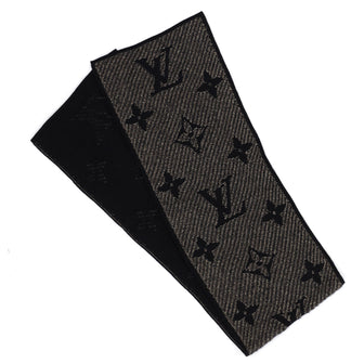 Louis Vuitton Warm Me Up Scarf Wool and Cashmere Blend