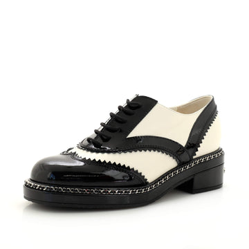 Chanel Women's CC Chain Around Oxfords Patent and Leather