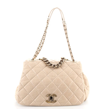 Chanel Pondichery Flap Bag Quilted Aged Calfskin Medium