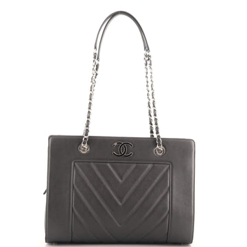 Chanel Mademoiselle Vintage Shopping Tote Chevron Sheepskin Medium