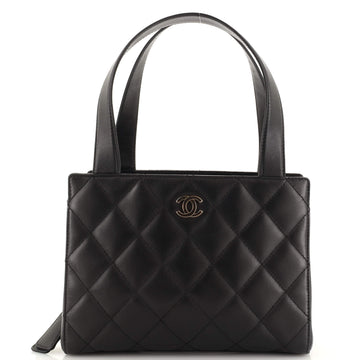 Chanel Vintage CC Zip Around Shoulder Bag Quilted Lambskin Small
