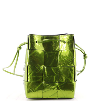 Bottega Veneta Cassette Bucket Bag Maxi Intrecciato Patent Small