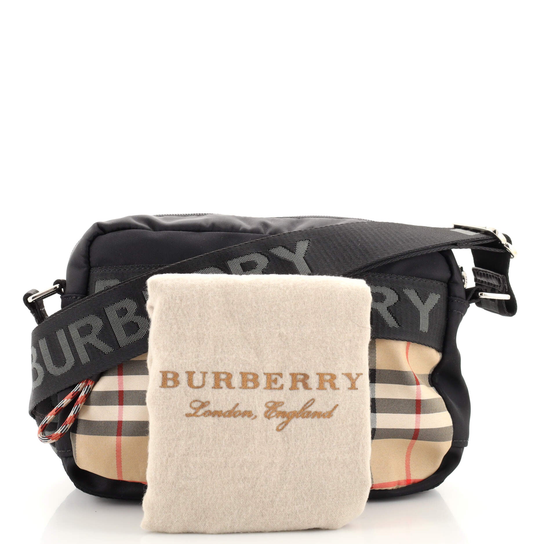 Burberry バーバリー　カメラ　おまけシール付き 193419-