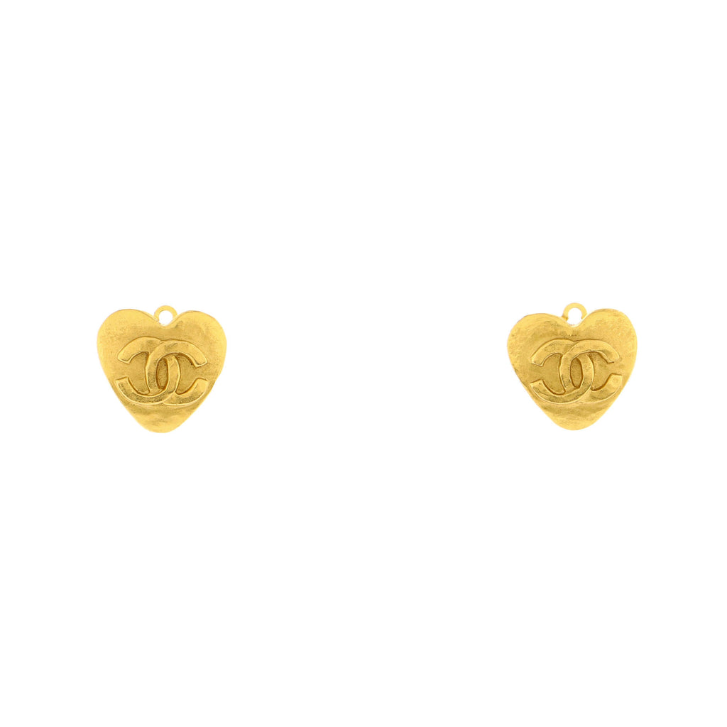 Chanel 1995 Gold Plated Large Dangle Heart CC Clip On Earrings For Sale at  1stDibs