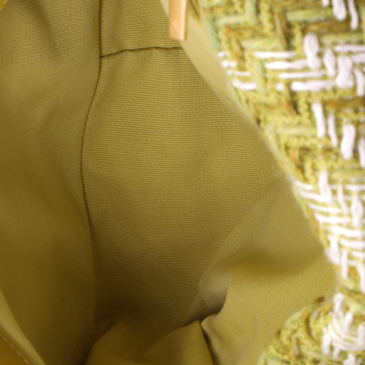 Chanel 19 Flap Bag Quilted Tweed Medium Green 1942201