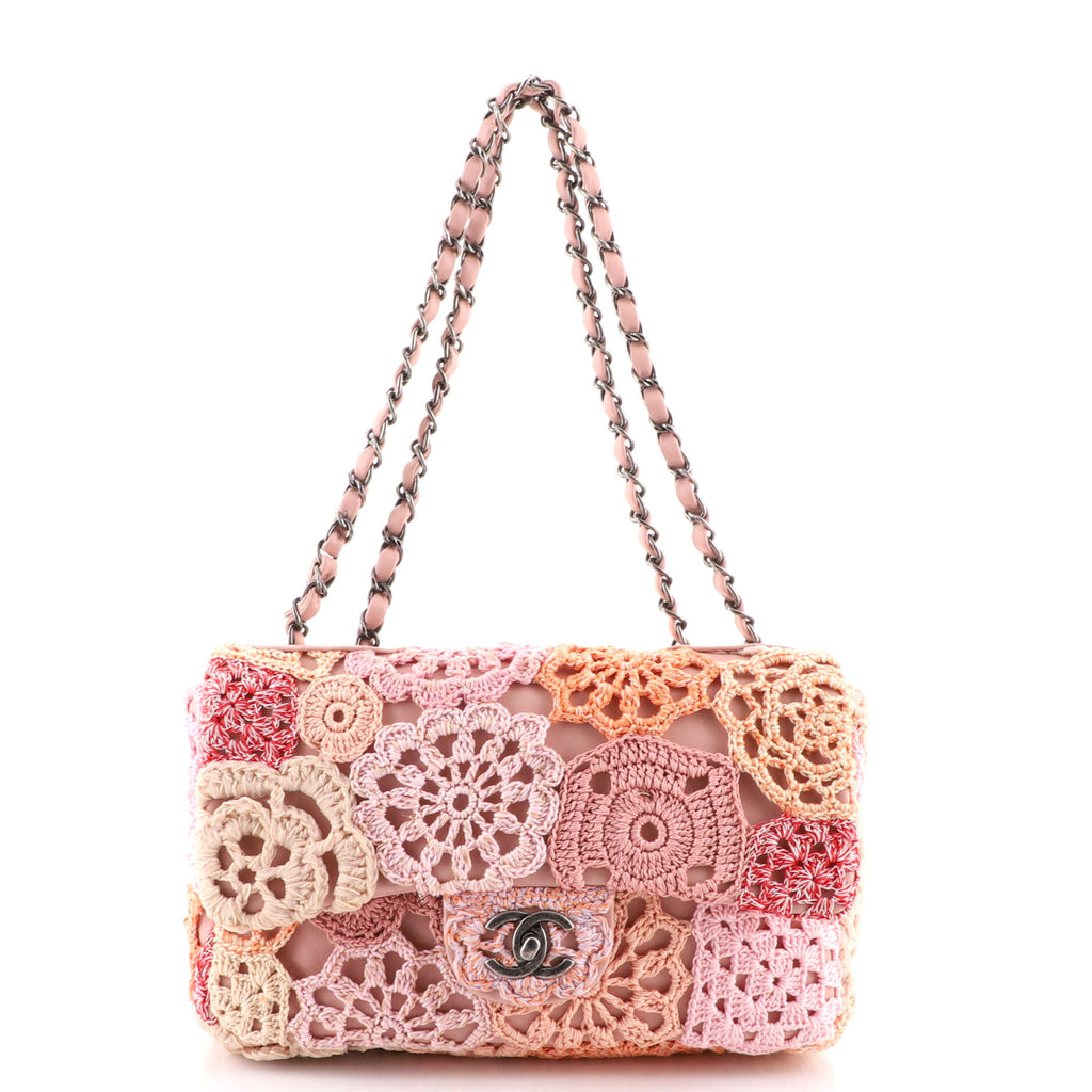 Chanel Paris-Seoul Flap Bag Crochet and Lambskin Medium Pink 1948031