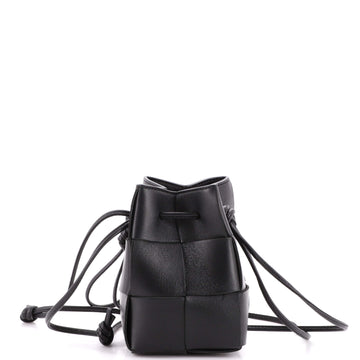 Bottega Veneta Cassette Bucket Bag Maxi Intrecciato Leather Small