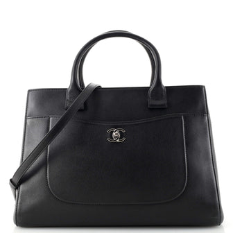Chanel Neo Executive Tote Grained Calfskin Medium