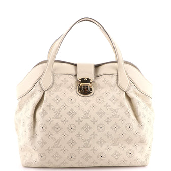 Louis Vuitton Cirrus Handbag Mahina Leather MM