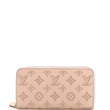 Louis Vuitton Zippy Wallet Mahina Leather