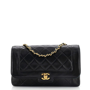 Chanel Vintage CC Chain Flap Bag Quilted Lambskin Medium