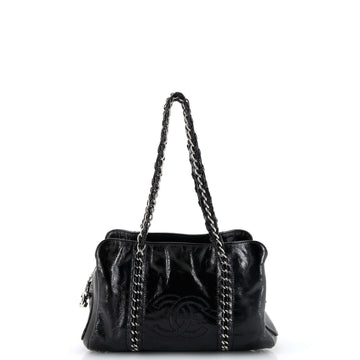 Chanel Luxe Ligne Zipped Tote Patent Small
