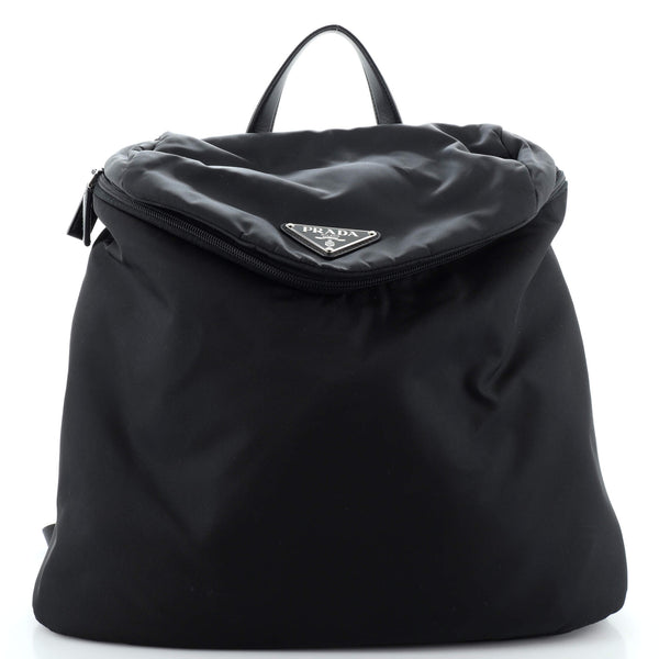 PRADAリュック Prada Zipped Triangle Flap Backpack Re-Nylon and Leather 199862