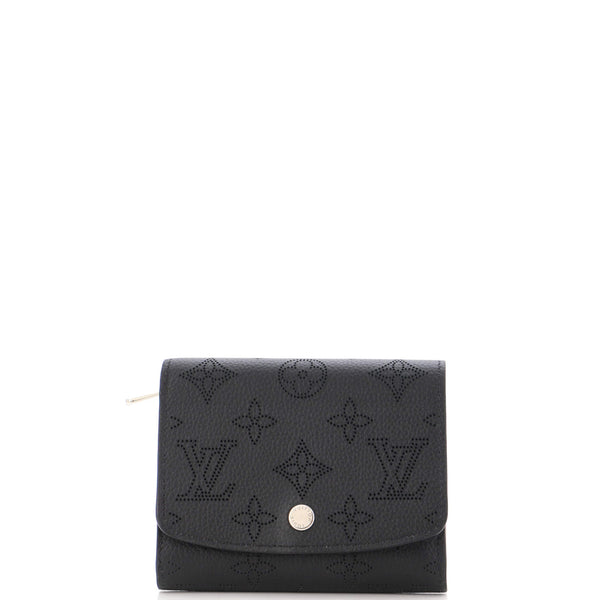 Shop Louis Vuitton MAHINA Iris compact wallet (M62540) by ☆OPERA