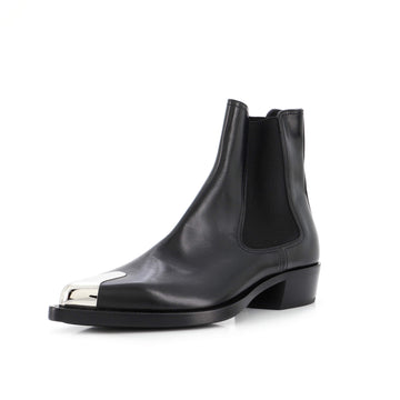 Alexander McQueen Women's Pointed Punk Toe Cap Chelsea Boots Leather with Metal Detail