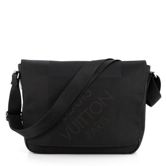 Louis Vuitton Geant Petit Messenger Handbag Limited 2002102
