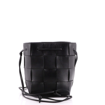 Bottega Veneta Cassette Bucket Bag Maxi Intrecciato Leather Small